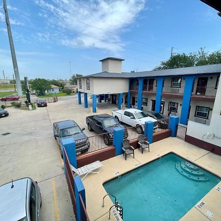Airport Inn & Suites Corpus Christi Bagian luar foto