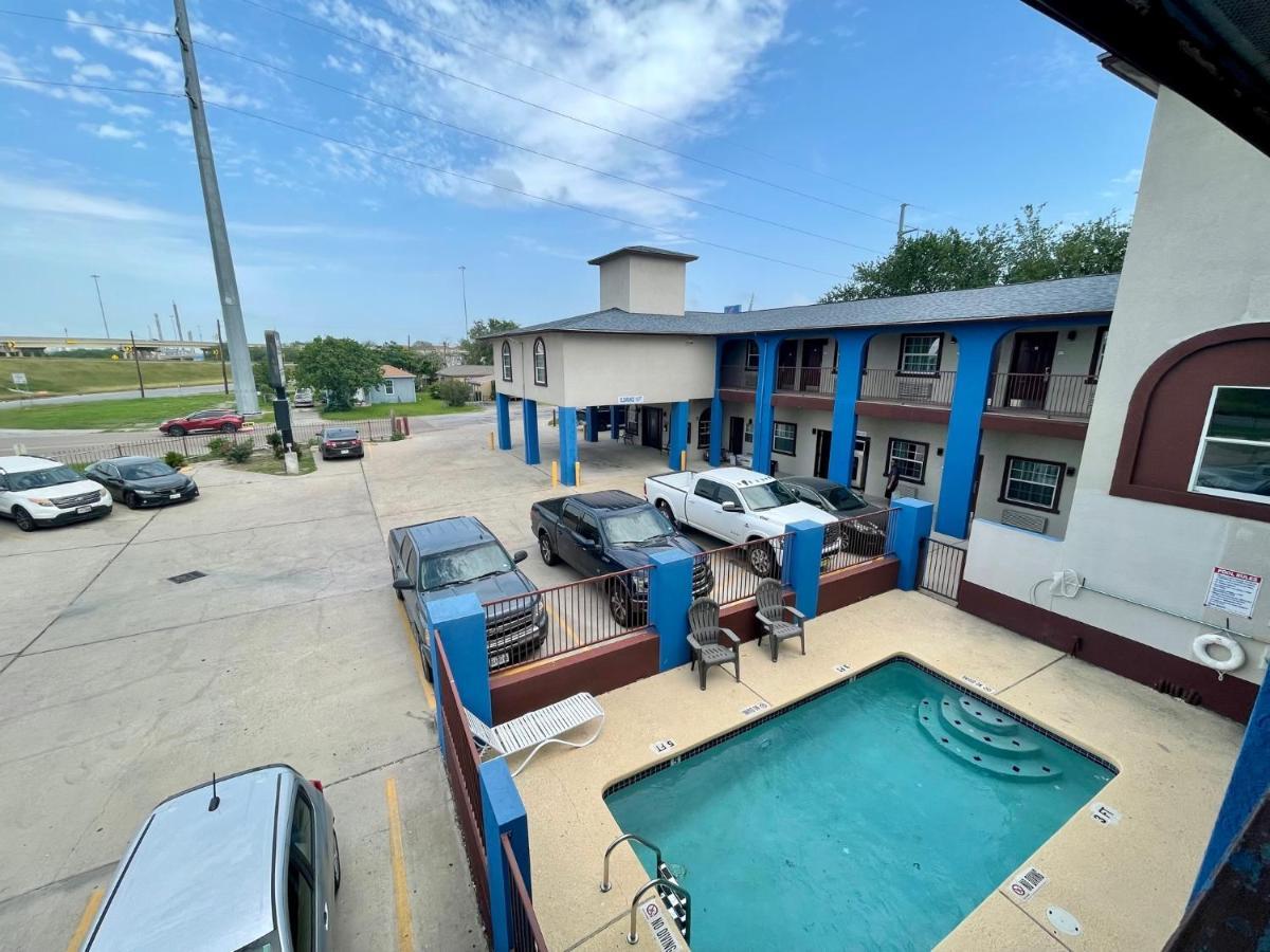 Airport Inn & Suites Corpus Christi Bagian luar foto