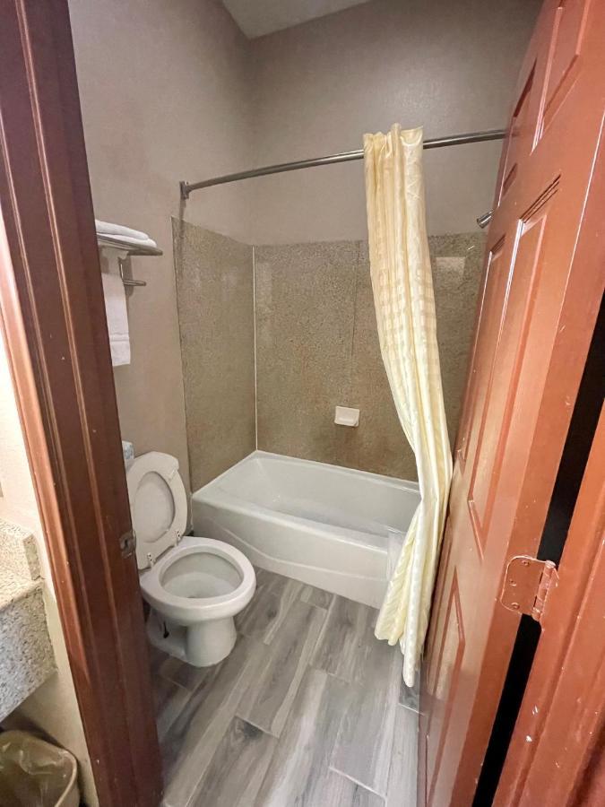 Airport Inn & Suites Corpus Christi Bagian luar foto